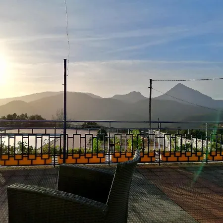 Uxarte -Alojamiento, Restaurante Y Piscinas 2* Arrasate/Mondragon
