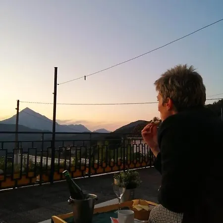 Uxarte -alojamiento, Restaurante Y Piscinas Casa de hóspedes