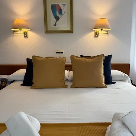 Casa de hóspedes Uxarte -alojamiento, Restaurante Y Piscinas 2*