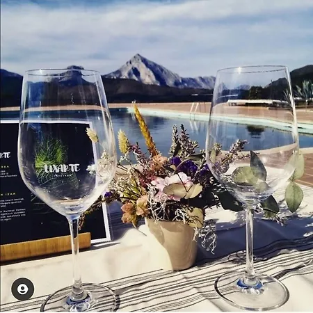 Pensión Uxarte -alojamiento, Restaurante Y Piscinas