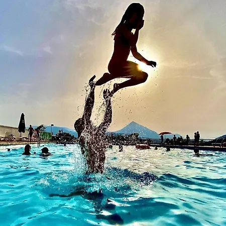 Pensión Uxarte -alojamiento, Restaurante Y Piscinas Arrasate/Mondragon