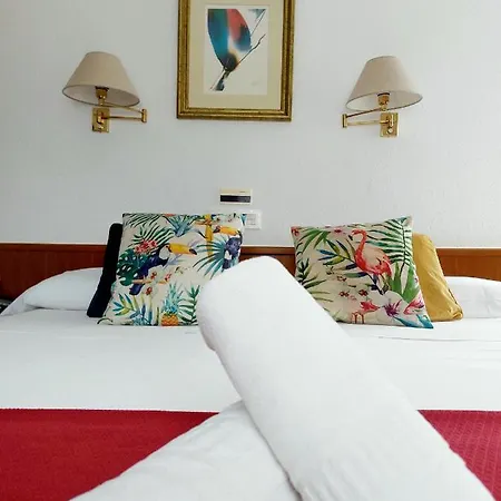 Uxarte -alojamiento, Restaurante Y Piscinas 2*