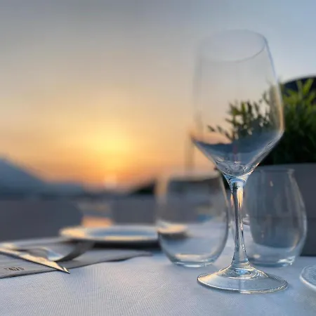 Guest house Uxarte -Alojamiento, Restaurante Y Piscinas Arrasate/Mondragon