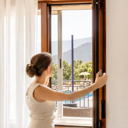 Uxarte -Alojamiento, Restaurante Y Piscinas Guest house 2*