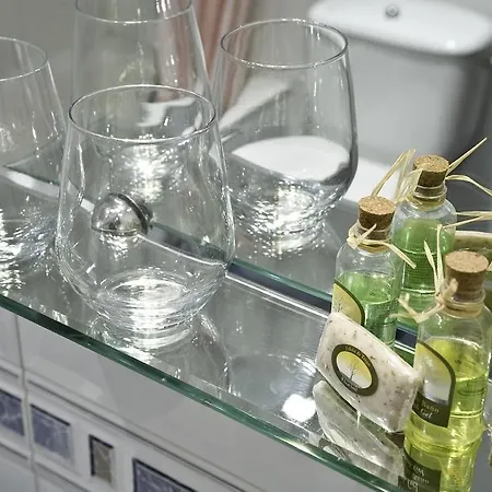 Guest house Uxarte -Alojamiento, Restaurante Y Piscinas 2*