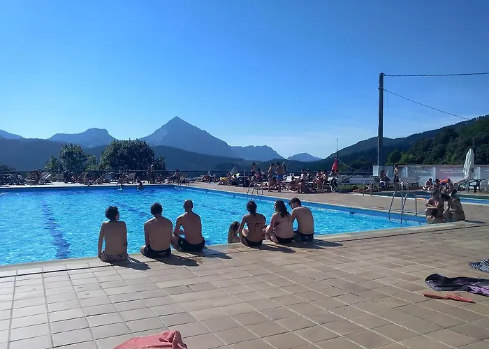 Uxarte -Alojamiento, Restaurante Y Piscinas Guest house 2*