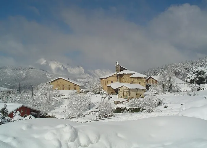 Uxarte -alojamiento, Restaurante Y Piscinas 2*